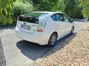 TOYOTA PRIUS 1.8 HSD Sol NAVI (Automata)