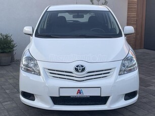 TOYOTA VERSO 1.6 Sol Valvematic / 169 E. KM / TOLATÓRADAR / VONÓHOROG / VÉGIG TOYOTÁBAN SZERVIZELT