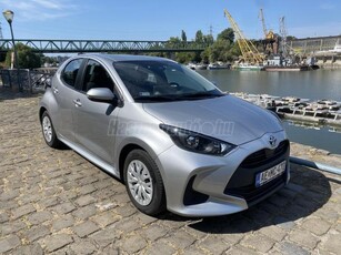 TOYOTA YARIS 1.5 Hybrid Active e-CVT