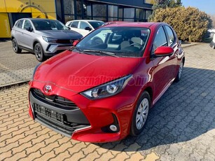 TOYOTA YARIS 1.5 VVT-i Comfort Tech Tech csomaggal! Ülésfűtés. hangulatvilágítás! Tolatókamera!