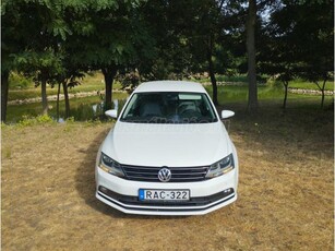 VOLKSWAGEN JETTA VI 2.0 TDI BMT Trendline DSG