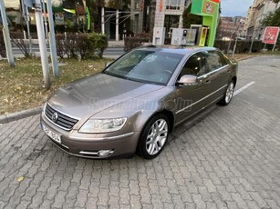 VOLKSWAGEN PHAETON 3.0 V6 TDI 4Motion (Automata) [5 személy]