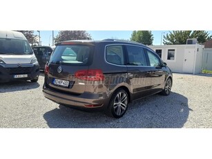 VOLKSWAGEN SHARAN 2.0 CR TDI Highline DSG ///PANORÁMA TETŐ ///FRISS NAGYSZERVÍZ///18COLL. ALU///