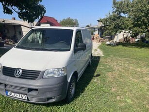 VOLKSWAGEN TRANSPORTER T5 1.9 TDI Basic