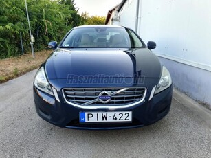 VOLVO S60 1.6 D DRIVe Summum Powershift