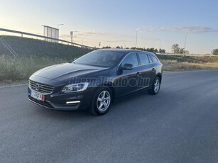 VOLVO V60 2.0 D [D3] Momentum Az ár névre írva értendő