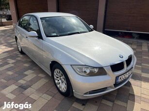 BMW 318i.......