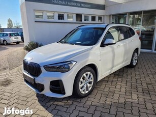 BMW X1 xdrive20i (Automata) 14.000 km! Garanciá...