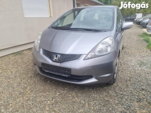 Honda Jazz 1.4 Executive digitális klima.tolató...