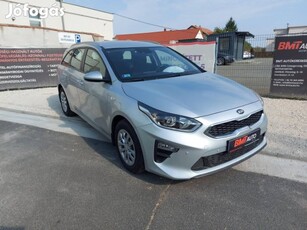 KIA CEE'D 1.0 Tgdi Silver 80e..km!