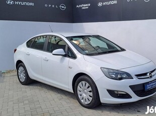 Opel Astra J Sedan 1.6 Enjoy magyarországi / 10...