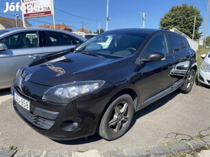 Renault Megane 1.6 Authentique Akár 1 Év Garanc...