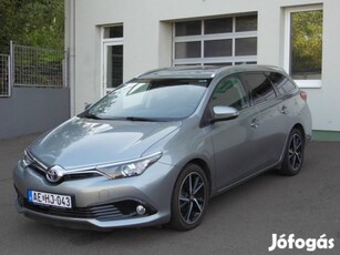 Toyota Auris Touring Sports 1.2T Executive