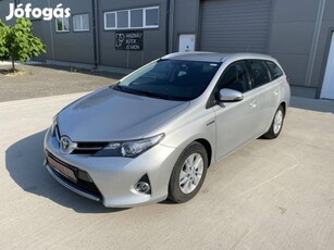 Toyota Auris Touring Sports 1.8 HSD Live (Autom...