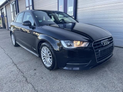 AUDI A3 Sportback 1.6 TDI ultra Attraction Becsületesnepper