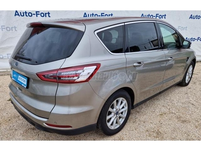 FORD S-MAX 2.0 TDCi Titanium AWD Powershift [7 személy] M.o-i/ kitűnő állapot/szervizelt/