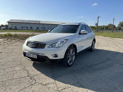 INFINITI EX30d 3.0 V6 GT Premium (Automata)