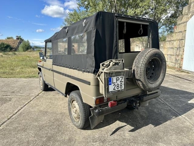 MERCEDES-BENZ G-OSZTÁLY 300 GDN CSAPATSZÁLLÍTÓ CABRIO