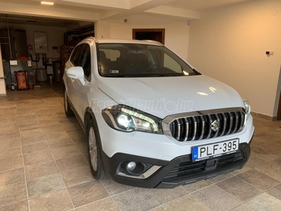 SUZUKI SX4 S-CROSS 1.4T GLX 4WD