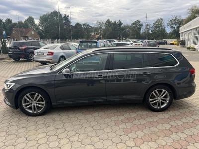 VOLKSWAGEN PASSAT Variant 2.0 TDI BMT SCR Highline KITŰNŐ ÁLLAPOT.VÉGIG SZERVIZELT.DSG