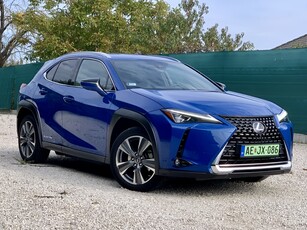 Eladó Lexus UX