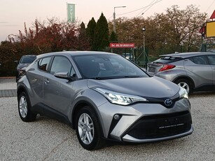 Eladó Toyota C-HR