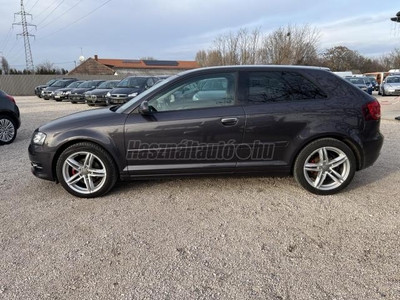 AUDI A3 1.6 TDI Ambition DPF