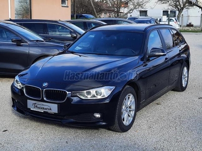 BMW 318d Touring XENON LED-- SPORT BELSŐ-- NAVI-- ÜLÉSFŰT-- VONÓHOROG. EL. CSOMAGTÉR-TEMPOMAT