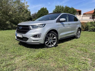 FORD EDGE 2.0 TDCi ST-Line Powershift PANO.-ÜLÉSSZELLŐZTETÉS-VONÓHOROG-VÉSZFÉK-VEZ.SZ.KÖNYV