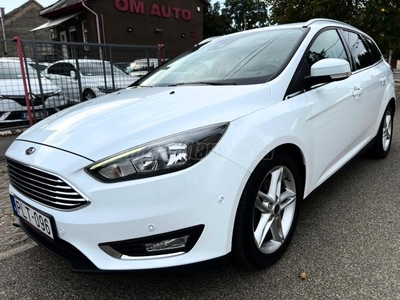 FORD FOCUS 1.5 EcoBoost Titanium (Automata) MAGYAR ! NAVIGÁCIÓ ! SÁVTARTÓ ! ÜLÉSFŰTÉS ! KULCSNÉLKÜLI !