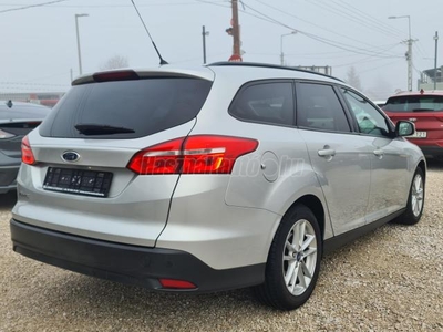 FORD FOCUS 1.5 TDCI Technology 120LE-Ü+korm+szélv.fűtés-Tempomat-Navi-T.radar-CarPlay-Sz.könyv-EU6