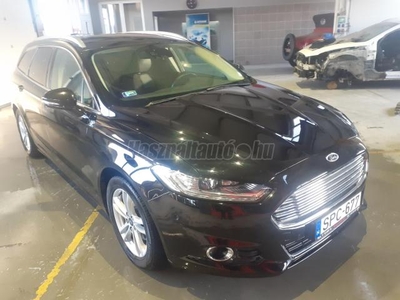 FORD MONDEO 2.0 TDCi Titanium Powershift ÜVEGTETŐ.FULL LED