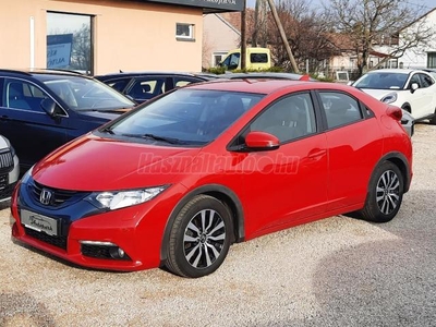 HONDA CIVIC 1.6 CTDi Sport NAVI-ÁLLÓFŰT-ÜLÉSFŰT-TEMPOMAT-RADAR