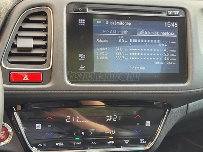 HONDA HR-V 1.6 i-DTEC Executive Panoráma tető. Sérülésmentes. Legmagasabb felszereltség