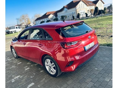 KIA CEE'D Ceed 1.4 MPI Platinum Hibátlan valós 42.000 km