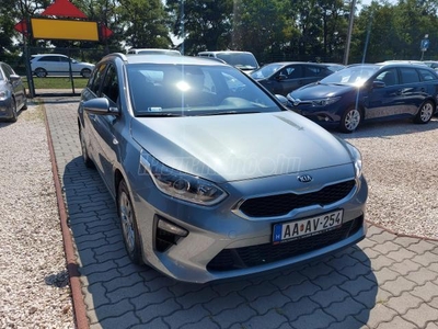 KIA CEE'D Ceed SW 1.0 T-GDI Gold MO-I-GYÁRI 7 ÉV GARANCIA-T.KAMERA-ÜLÉS F-KORMÁNY F-APPLE C.PLAY-35eKm