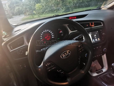 KIA CEE'D SW 1.6 GDI Silver