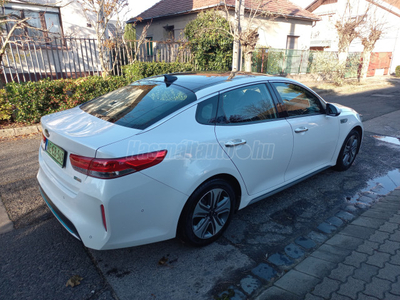 KIA OPTIMA 2.0 PHEV (Automata)