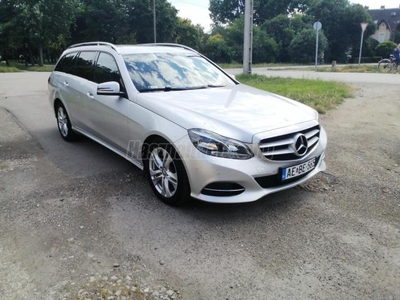 MERCEDES-BENZ E 200 BlueTEC T Classic (Automata)