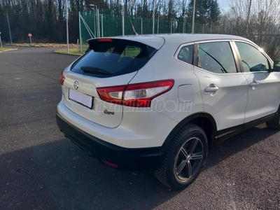 NISSAN QASHQAI 1.2 DIG-T Acenta