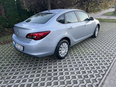 OPEL ASTRA J Sedan 1.4 T Enjoy Mo-i! 1 Tulaj! Karcmentes! Gyönyörű állapotban! Garantált 10000 km!