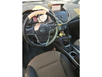 OPEL ZAFIRA TOURER 1.6 CDTI Cosmo Adaptív bixenon. panorama tető. Navigáció. 7szem