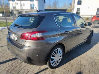 PEUGEOT 308 2.0 BlueHDi Allure