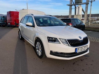 SKODA OCTAVIA Combi 1.6 CR TDI Style DSG