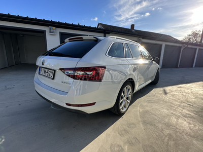 SKODA SUPERB Combi 2.0 TDi Style DSG