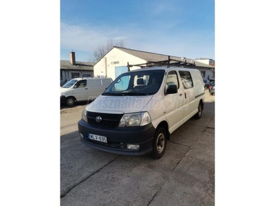 TOYOTA HI-ACE Hiace 2.5 D-4D 4x4 Panel Van LONG KÉTOLDALI TOLÓAJTÓ. 6 SZEMÉLYES. ELSŐ TULAJDONOS!!