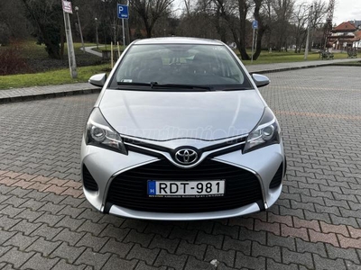 TOYOTA YARIS 1.0 Trend