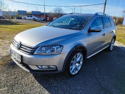 VOLKSWAGEN PASSAT ALLTRACK Panorámatető!Navigáció!Ülésfűtés!Kamera!