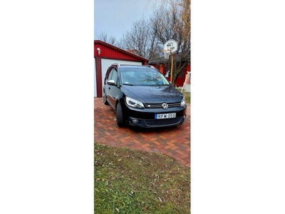 VOLKSWAGEN TOURAN 1.6 CR TDI Highline [7 személy]