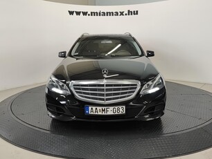 Eladó Mercedes-Benz E-osztály - E 220